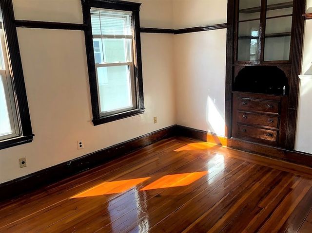 28 Litchfield Street 3, Boston, MA 02135