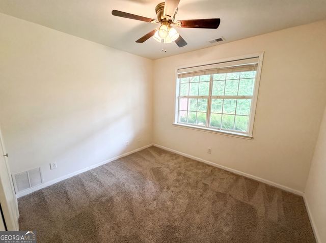 4660 Creekside Villas Way SE, Smyrna, GA 30082
