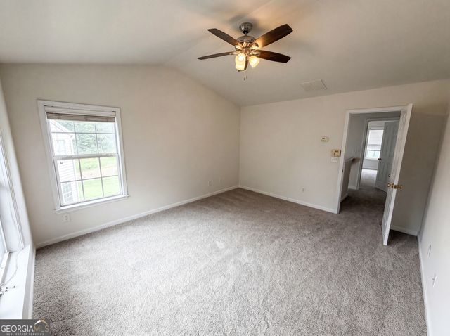 4660 Creekside Villas Way SE, Smyrna, GA 30082
