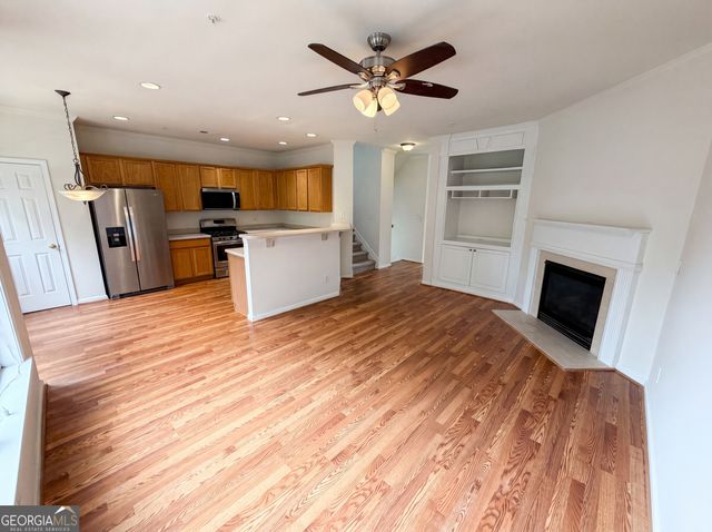 4660 Creekside Villas Way SE, Smyrna, GA 30082