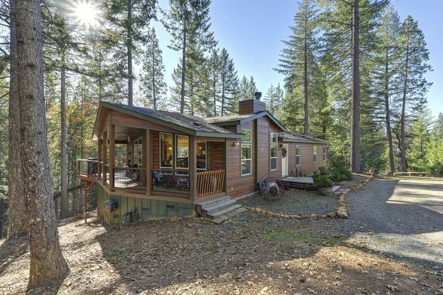 5060 Chestnut Ct, Georgetown, CA 95634