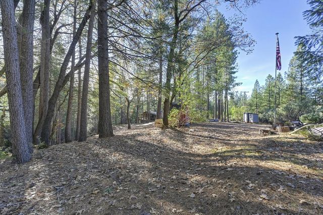 5060 Chestnut Ct, Georgetown, CA 95634