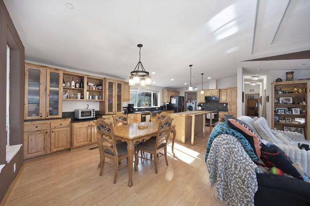 5060 Chestnut Ct, Georgetown, CA 95634