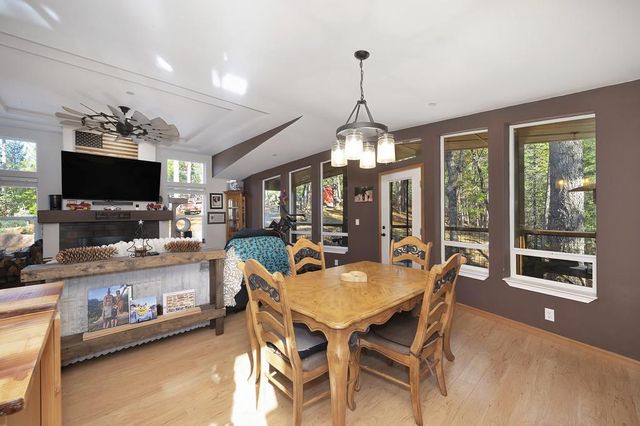 5060 Chestnut Ct, Georgetown, CA 95634