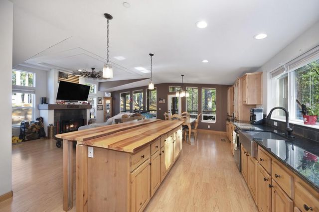 5060 Chestnut Ct, Georgetown, CA 95634