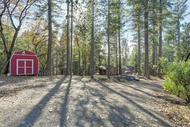 5060 Chestnut Ct, Georgetown, CA 95634