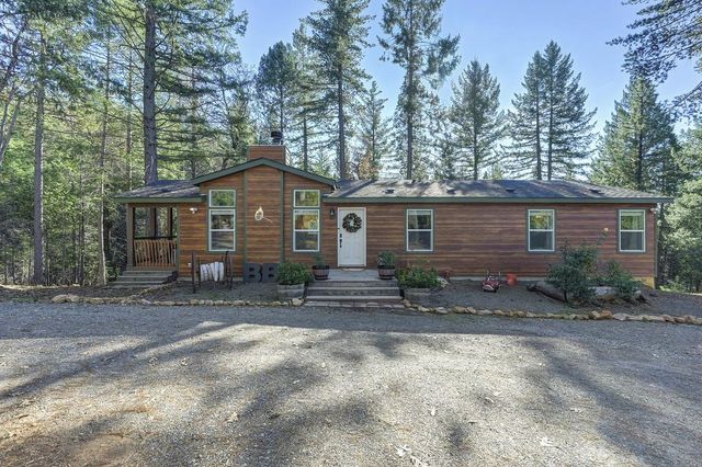 5060 Chestnut Ct, Georgetown, CA 95634