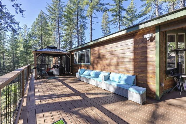 5060 Chestnut Ct, Georgetown, CA 95634