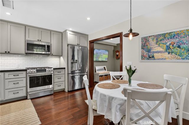 17066 Palmdale, Huntington Beach, CA 92647