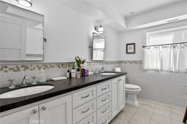 17066 Palmdale, Huntington Beach, CA 92647