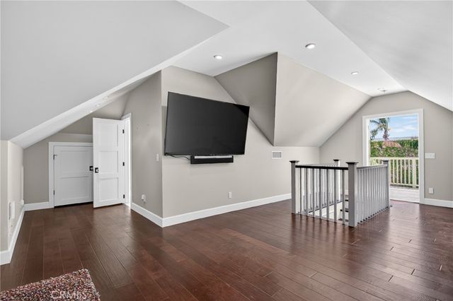 17066 Palmdale, Huntington Beach, CA 92647