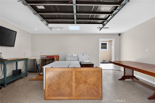 17066 Palmdale, Huntington Beach, CA 92647