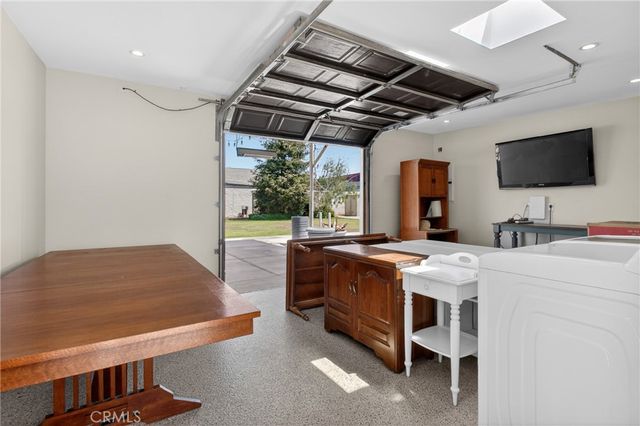 17066 Palmdale, Huntington Beach, CA 92647