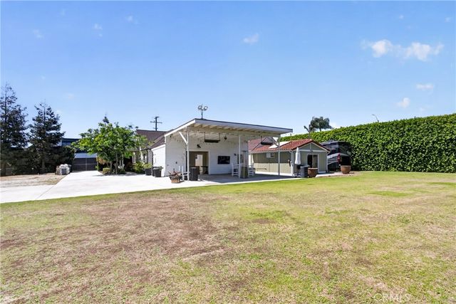 17066 Palmdale, Huntington Beach, CA 92647