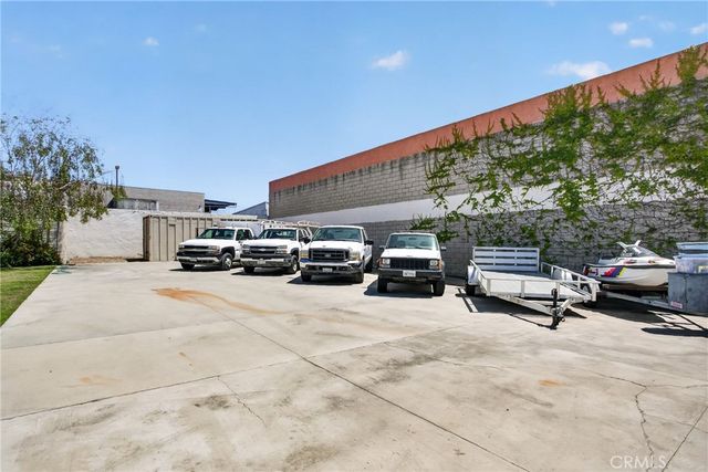 17066 Palmdale, Huntington Beach, CA 92647