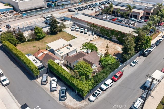 17066 Palmdale, Huntington Beach, CA 92647