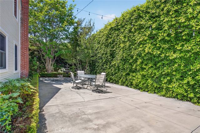 17066 Palmdale, Huntington Beach, CA 92647