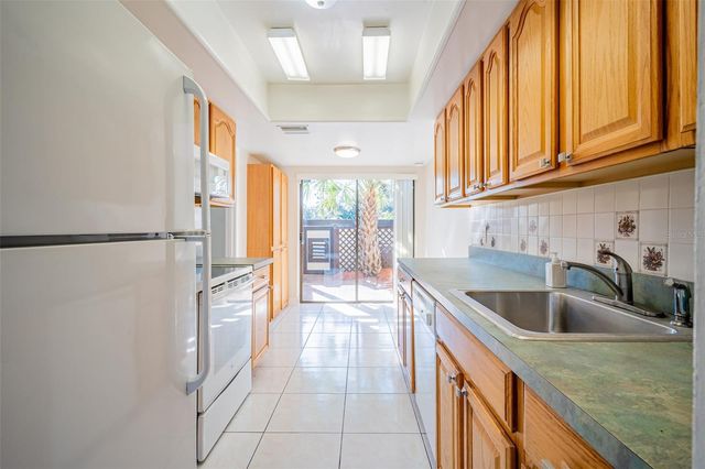 4181 S LAKE ORLANDO PARKWAY 144, Orlando, FL 32808