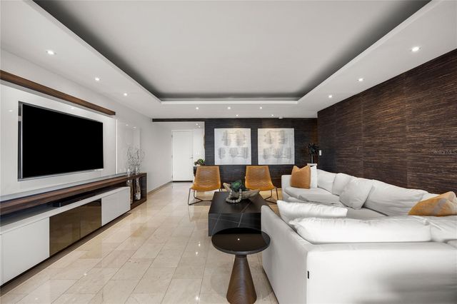 14 CARR 833 LA CIMA DE TORRIMAR 1001, Guaynabo, PR 00969