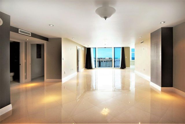 1360 S Ocean Boulevard 2806, Pompano Beach, FL 33062