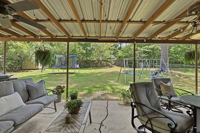 106 Highland DR, Pittsburg, TX 75686
