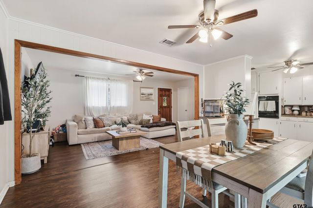 106 Highland DR, Pittsburg, TX 75686