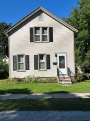 121 Pearl Street, Rutland City, VT 05701