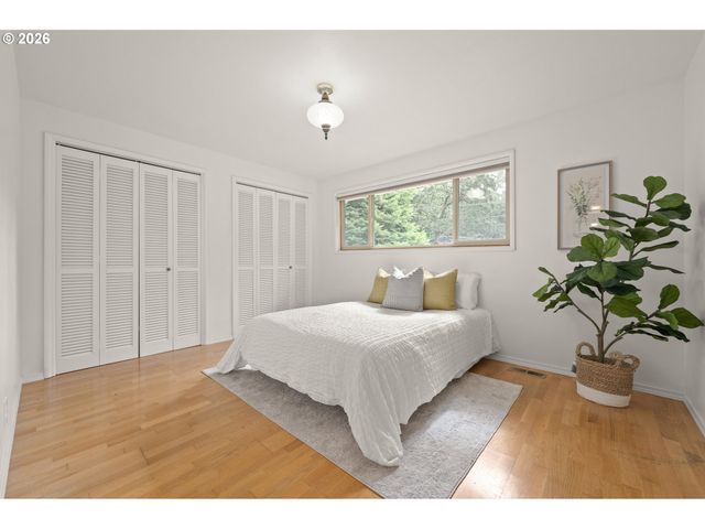 865 E 43RD Ave, Eugene, OR 97405