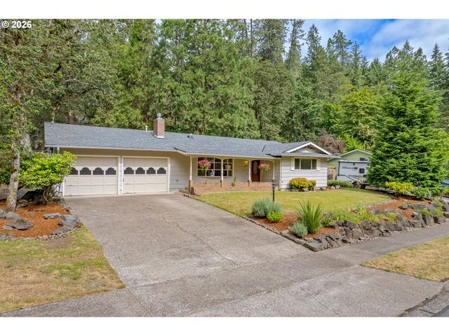 865 E 43RD Ave, Eugene, OR 97405