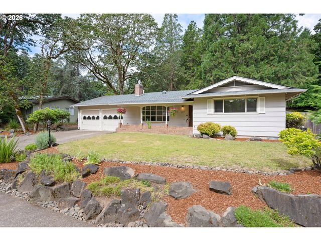 865 E 43RD Ave, Eugene, OR 97405