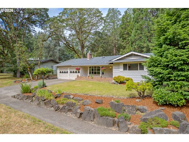 865 E 43RD Ave, Eugene, OR 97405