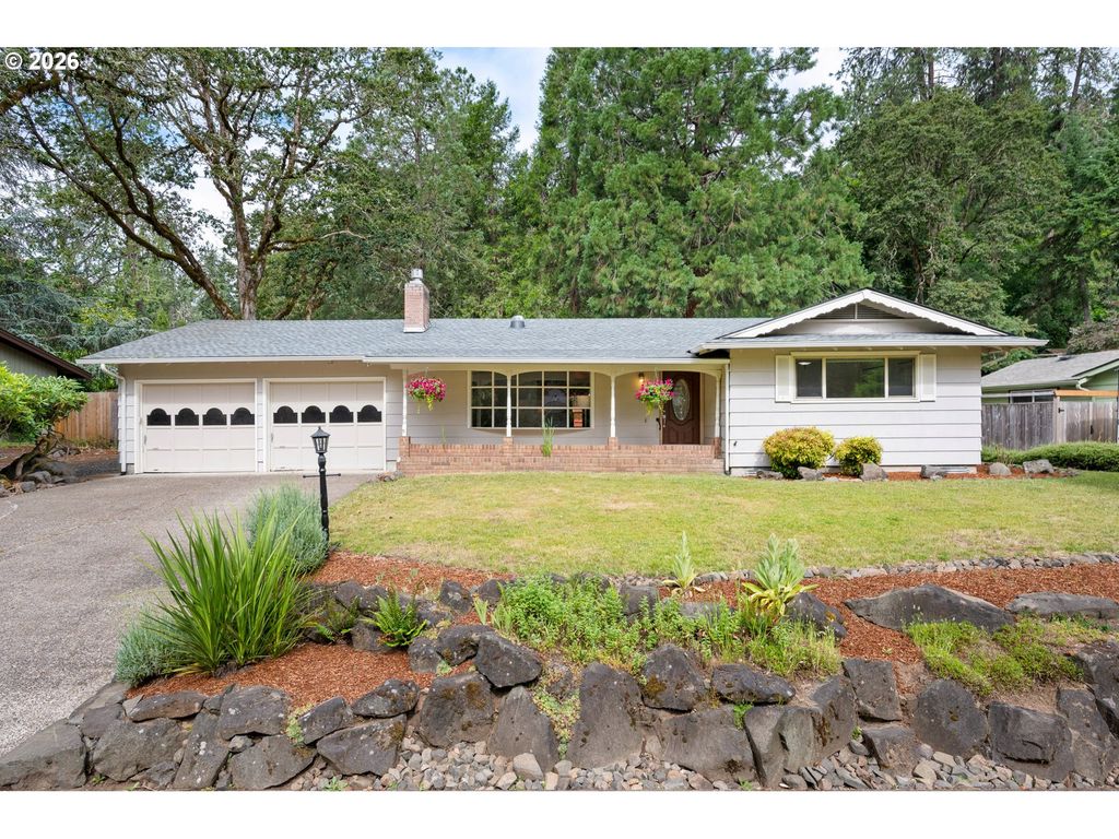 865 E 43RD Ave, Eugene, OR 97405