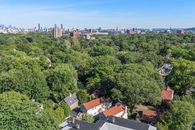 1 Gracewood Park 1, Cambridge, MA 02138