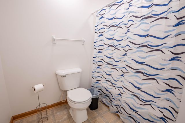 10 Nelson Drive, Hustonville, KY 40437