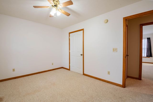 10 Nelson Drive, Hustonville, KY 40437