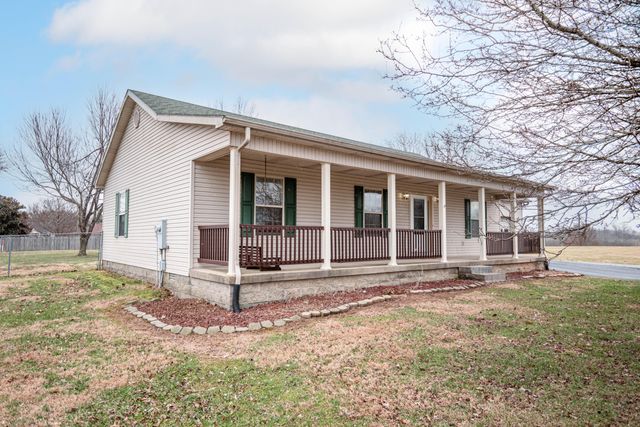 10 Nelson Drive, Hustonville, KY 40437