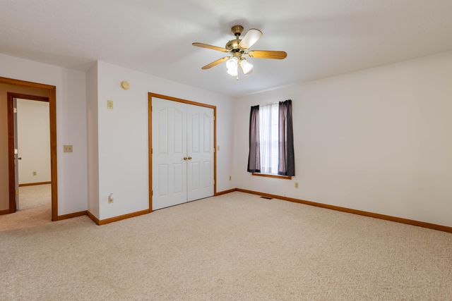 10 Nelson Drive, Hustonville, KY 40437