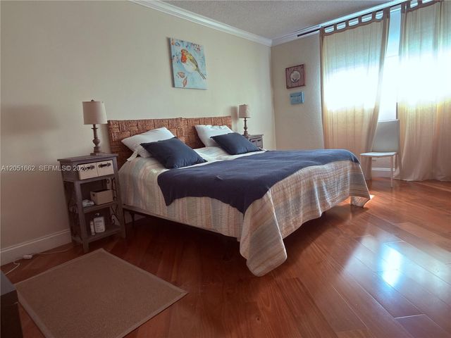 19380 Collins Avenue 404, Sunny Isles Beach, FL 33160