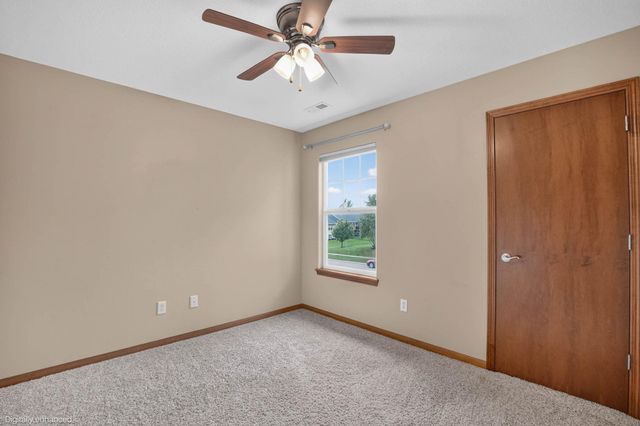 5020 Algonquin Drive, Cedar Falls, IA 50613
