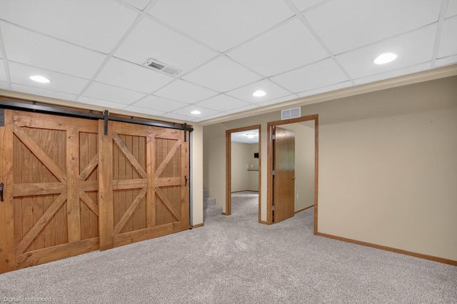 5020 Algonquin Drive, Cedar Falls, IA 50613