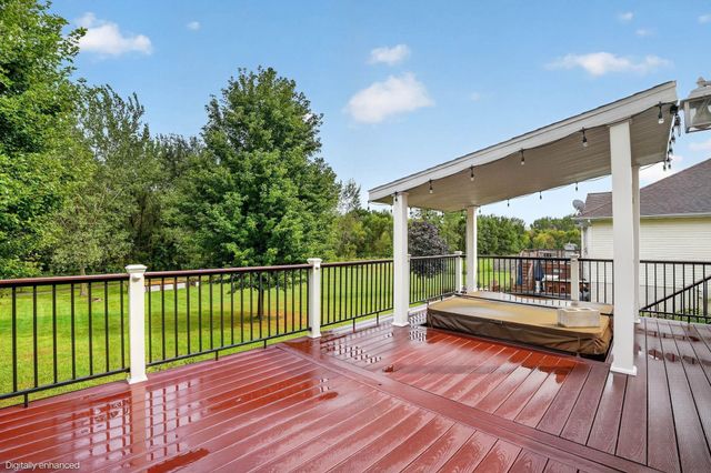 5020 Algonquin Drive, Cedar Falls, IA 50613