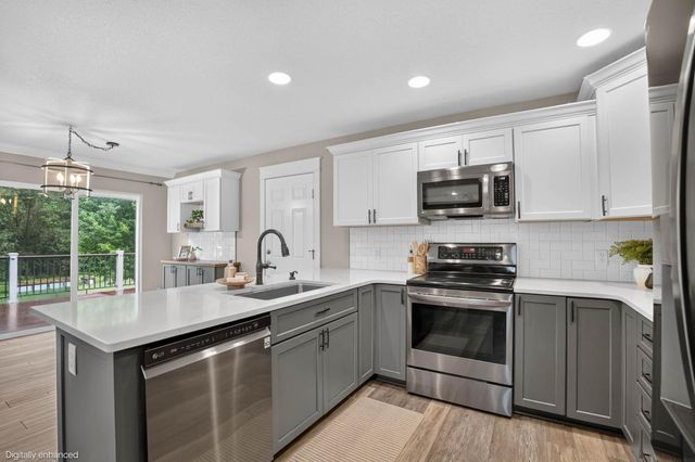 5020 Algonquin Drive, Cedar Falls, IA 50613