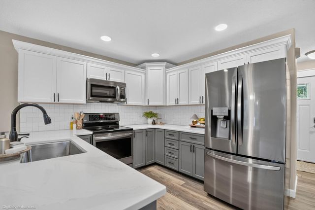 5020 Algonquin Drive, Cedar Falls, IA 50613