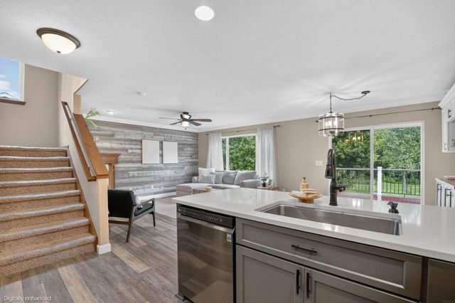 5020 Algonquin Drive, Cedar Falls, IA 50613