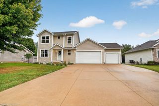 5020 Algonquin Drive, Cedar Falls, IA 50613