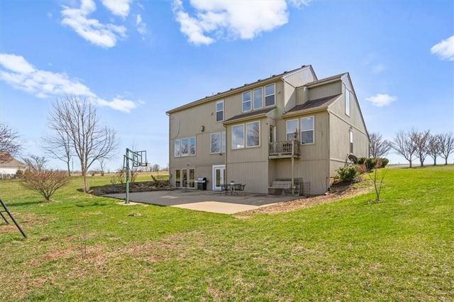 18518 W 252nd Street, Paola, KS 66071
