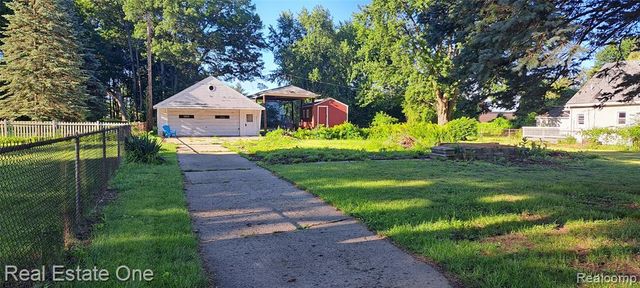 23765 Mary Street, Taylor, MI 48180