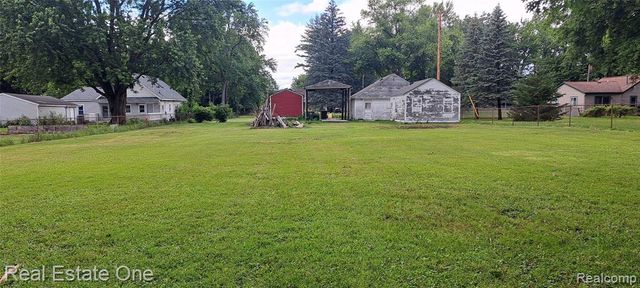 23765 Mary Street, Taylor, MI 48180