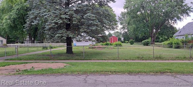 23765 Mary Street, Taylor, MI 48180