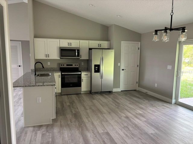 3003 W ECHO PLACE, Dunnellon, FL 34433